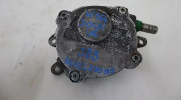 Mercedes-Benz ML W164 Vacuum pump A6422300165