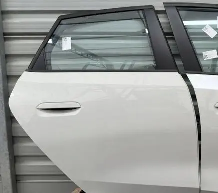 BMW 2 Active Tourer U06 Rear door 