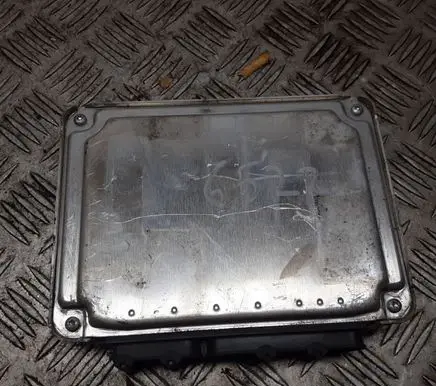 Volkswagen Golf V Engine control unit/module 036906032AG 0261208589