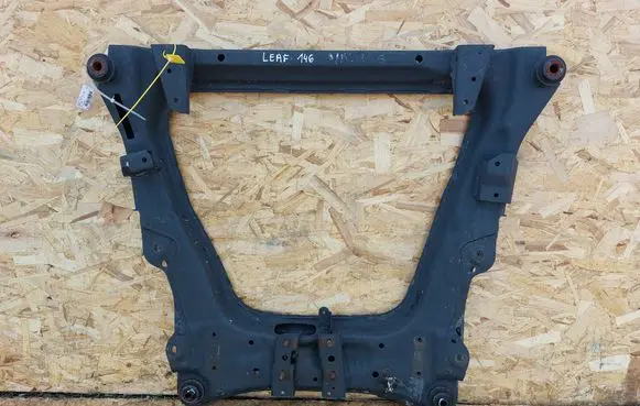 Nissan Leaf II (ZE1) Front subframe