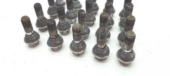 Volvo S80 Nuts/bolts