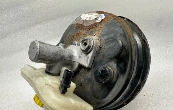 Audi A6 S6 C5 4B Brake booster 8E0612105P