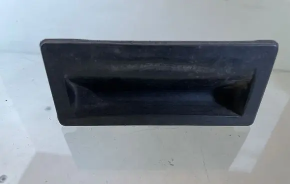 Volkswagen Touran II Tailgate/trunk/boot exterior handle 5N0827566T BN3CZ U11214