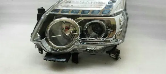 Nissan X-Trail T31 Headlight/headlamp