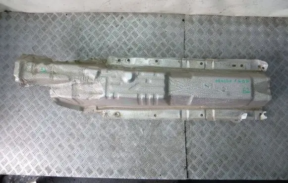 Renault Arkana Exhaust heat shield 747517740R
