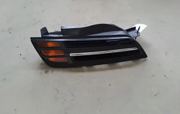 Nissan Micra Front indicator light 89027936