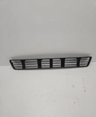 Audi A4 S4 B5 8D Front bumper lower grill 8d0807683