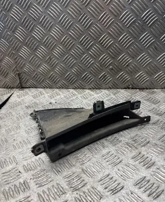 BMW 5 G30 G31 G38 Air intake duct part 7349591