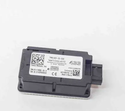 Tesla Model 3 Tire pressure control unit 111858000D A2C15064702