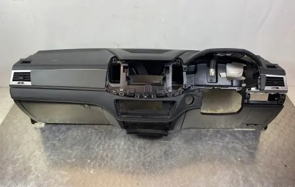 SsangYong Musso Dashboard