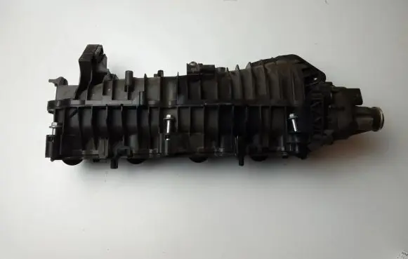 BMW 3 F30 F35 F31 Intake manifold 7807991