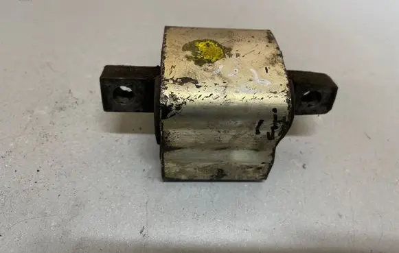 Mercedes-Benz C W202 Gearbox mount