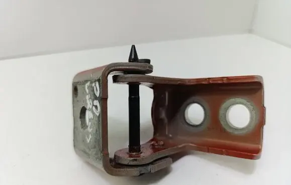 Peugeot 2008 I Front door upper hinge 