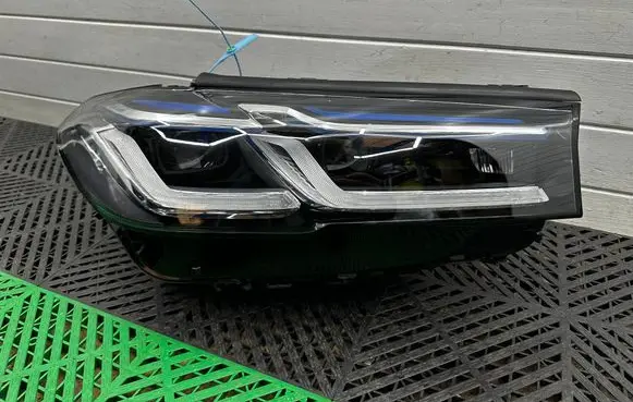 BMW 5 G30 G31 G38 Headlight/headlamp 5A388D6 01616922 1EX2644