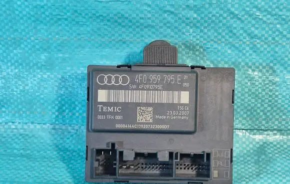 Audi A6 S6 C6 4F Door control unit/module 4F0910795E 0033TFK0001