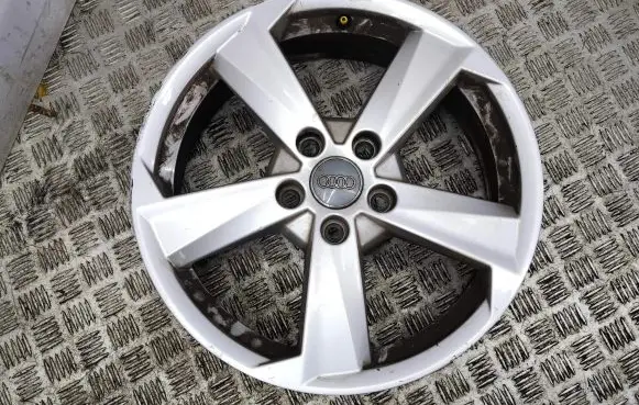 Audi Q2 - R17 alloy rim 81A601025B