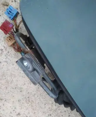 Audi TT Mk1 Front door upper hinge