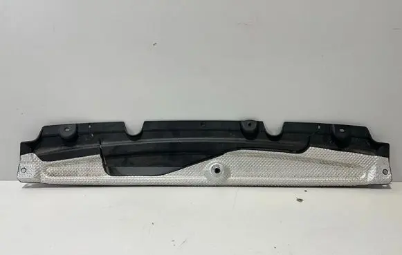 BMW X7 G07 Rear bumper underbody cover/under tray 8093938