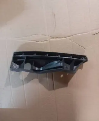 Volkswagen Touran I Front bumper mounting bracket 1T0807890A