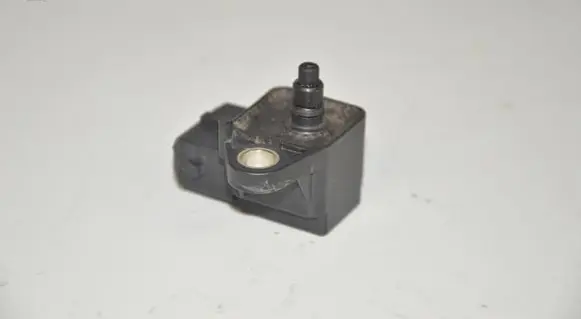 BMW 5 E39 Air pressure sensor 2246977