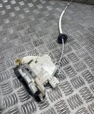 Audi Q7 4L Front door lock 8J2837016C