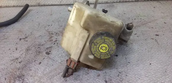 Volvo XC90 Master brake cylinder 8683272