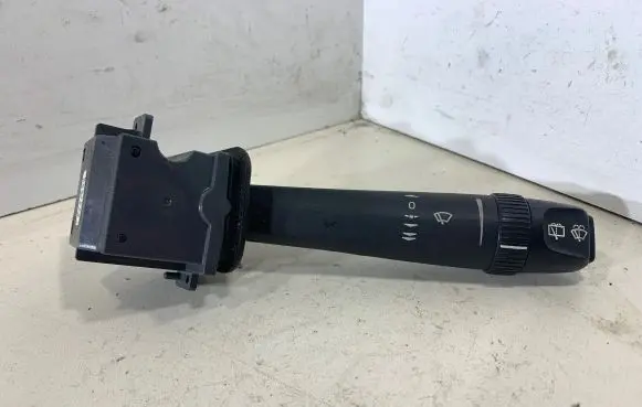 Volvo XC70 Wiper control stalk 8691545 03W42D