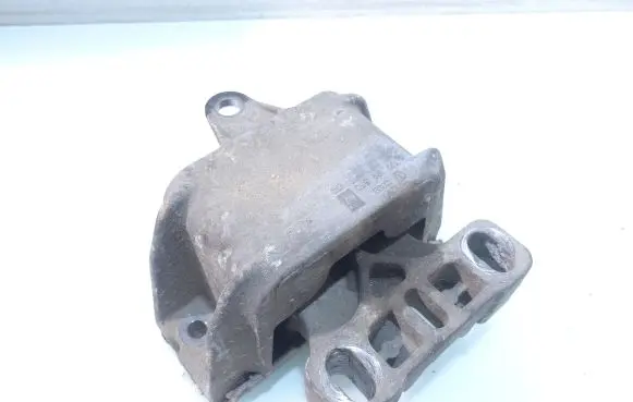 Volkswagen Golf IV Engine mount bracket 1J0199555AJ
