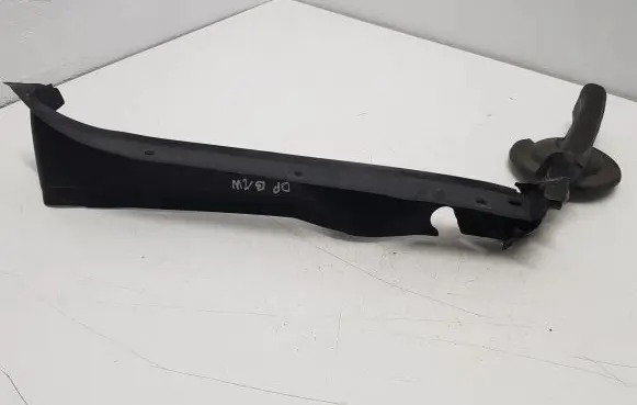BMW 1 F20 F21 Bonnet wind deflector 51767269998 10808611