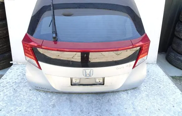 Honda Civic IX Truck tailgate