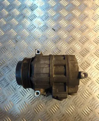 Mercedes-Benz C W204 Air conditioning (A/C) compressor (pump) A0022305011 70006496