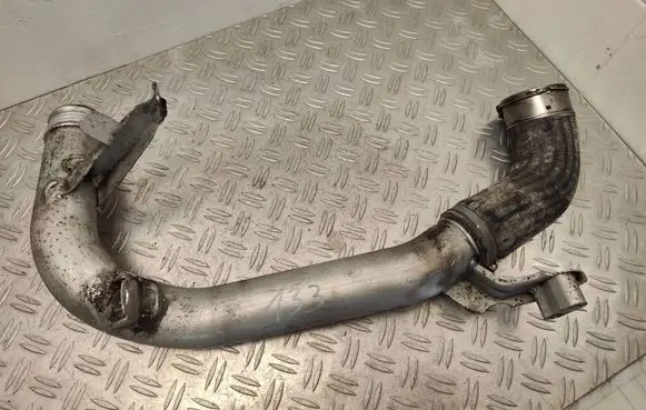 Volvo V60 Intercooler hose/pipe 31370288