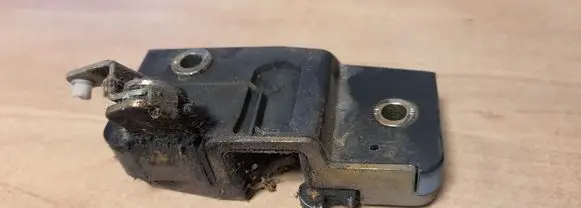 Volkswagen Transporter - Caravelle T4 Sliding door lock 701843604