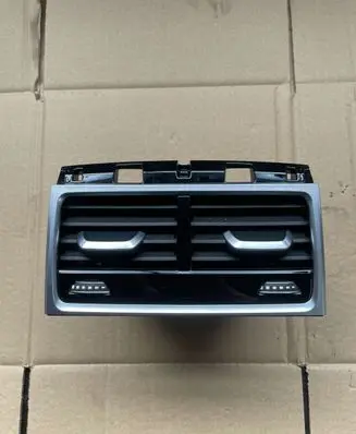 Rear air vent grill