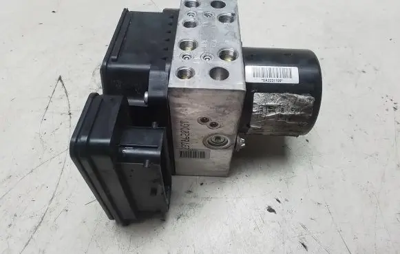 Opel Insignia A ABS Pump 22757649