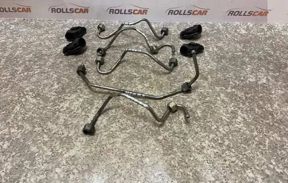 Volvo V50 Fuel injector supply line/pipe 