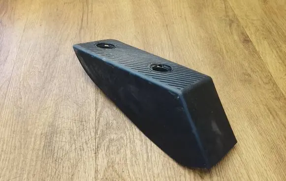 KIA EV6 Foot rest pad/dead pedal 84266CV900