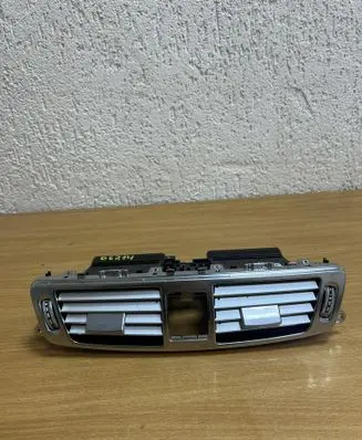 Mercedes-Benz CLS C218 X218 Other center console (tunnel) element A2188300054 D6214