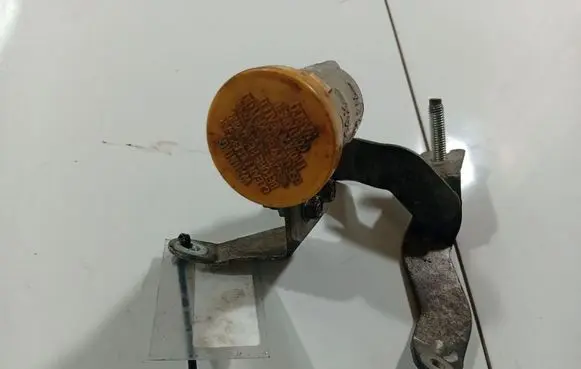 Subaru Outback Brake fluid reservoir 