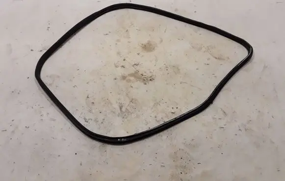 Front door rubber seal