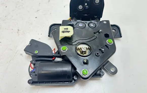 Tesla Model 3 Tailgate/trunk/boot lock/catch/latch 3061229