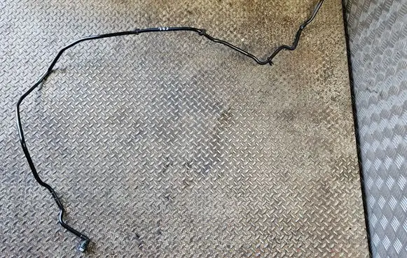 Audi A5 Fuel line/pipe/hose 8B3201991C