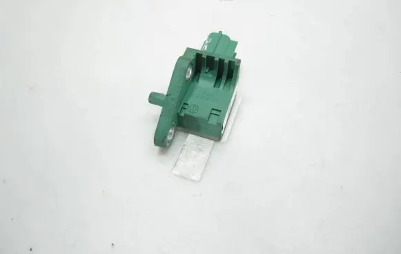 Volkswagen PASSAT B6 Airbag deployment crash/impact sensor 3C0909606