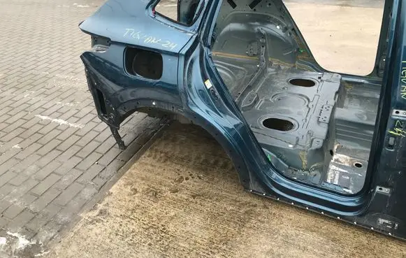 Volkswagen Tiguan Rear quarter panel 