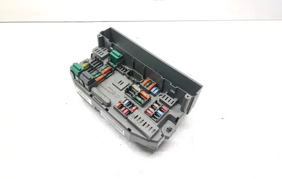 BMW X5 E70 Fuse module 6931690