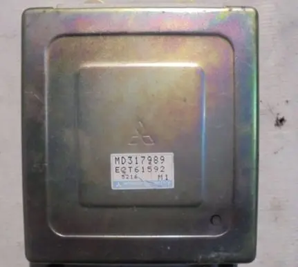 Mitsubishi Space Runner Engine control unit/module MD317989 E2T61592
