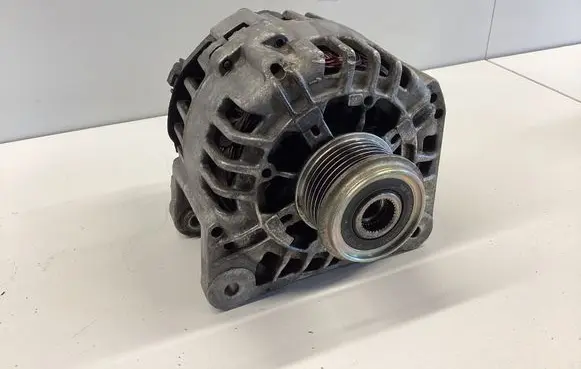 Renault Scenic II - Grand scenic II Generator/alternator 8200162474
