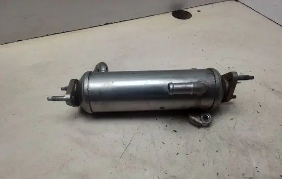 Chevrolet Cruze EGR valve cooler 96817829 2922019