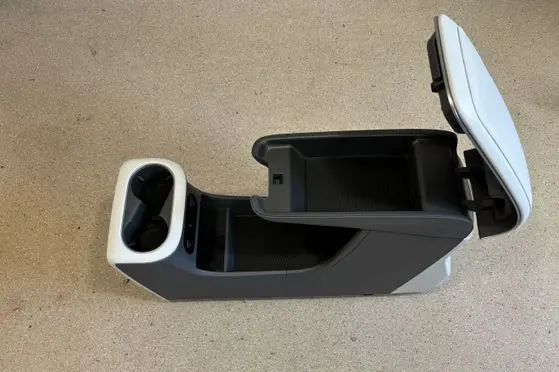Hyundai Ioniq 5 Armrest 