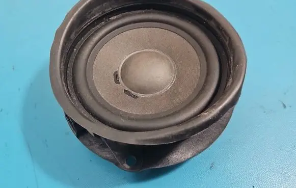 Skoda Octavia Mk3 (5E) Front door speaker 5E0035411D IMPRK1557645